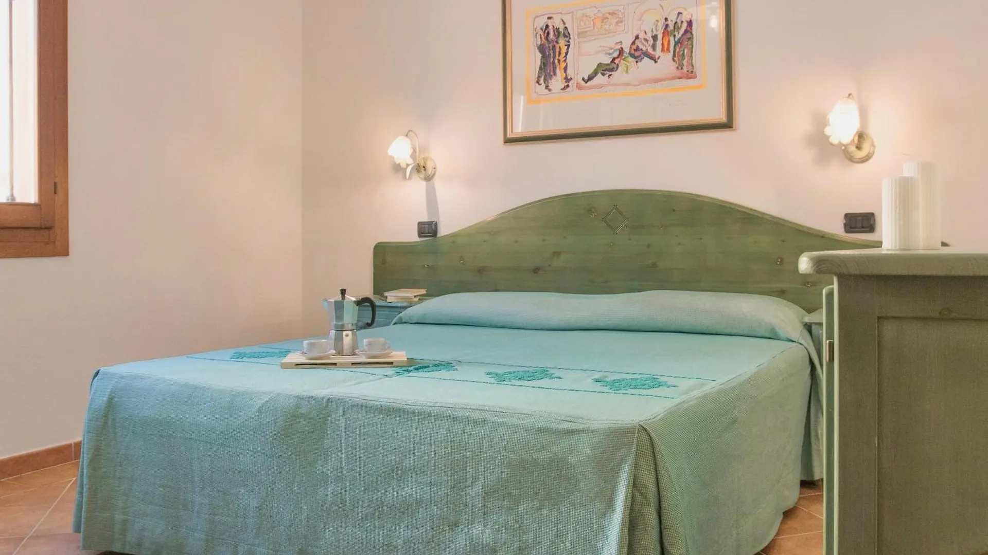 Lejlighedshotel Residence Con Piscina A Sos Alinos Cala Liberotto