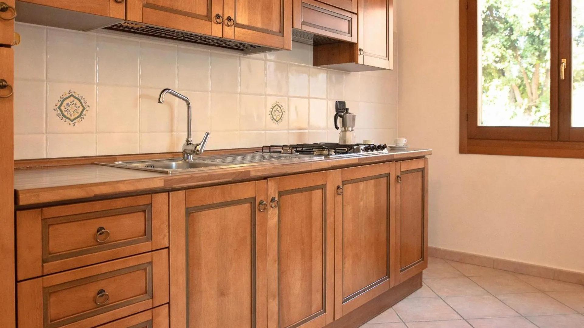 Lejlighedshotel Residence Con Piscina A Sos Alinos Cala Liberotto
